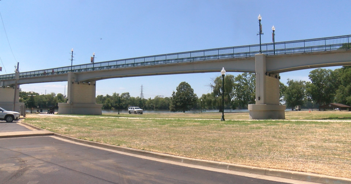 City of Dixon unveils Petunia Crossing pedestrian bridge after decades of planning