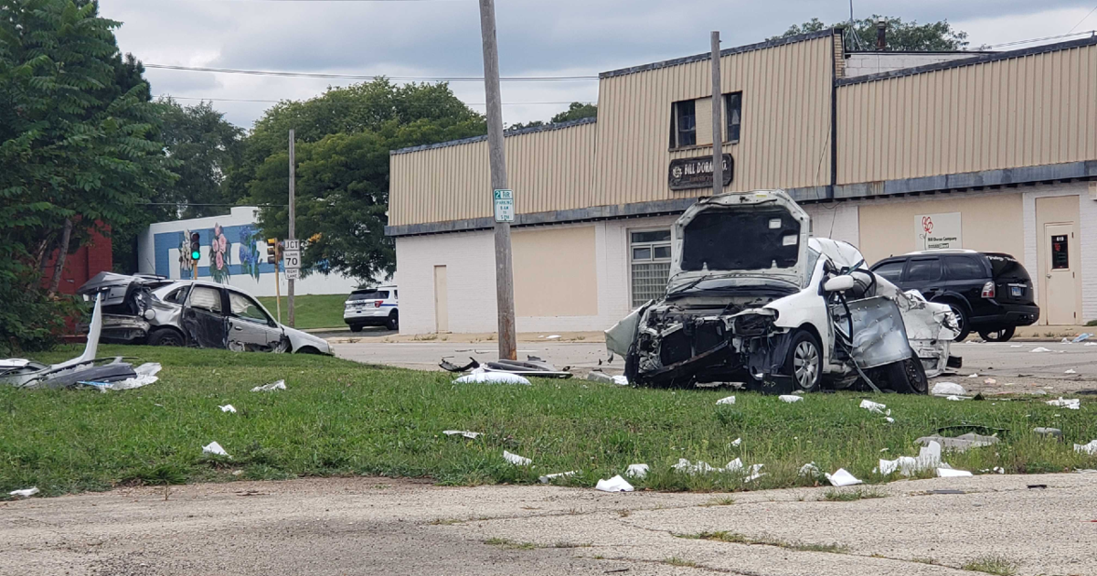 Three ambulance response for auto accident in Rockford | News | wrex.com