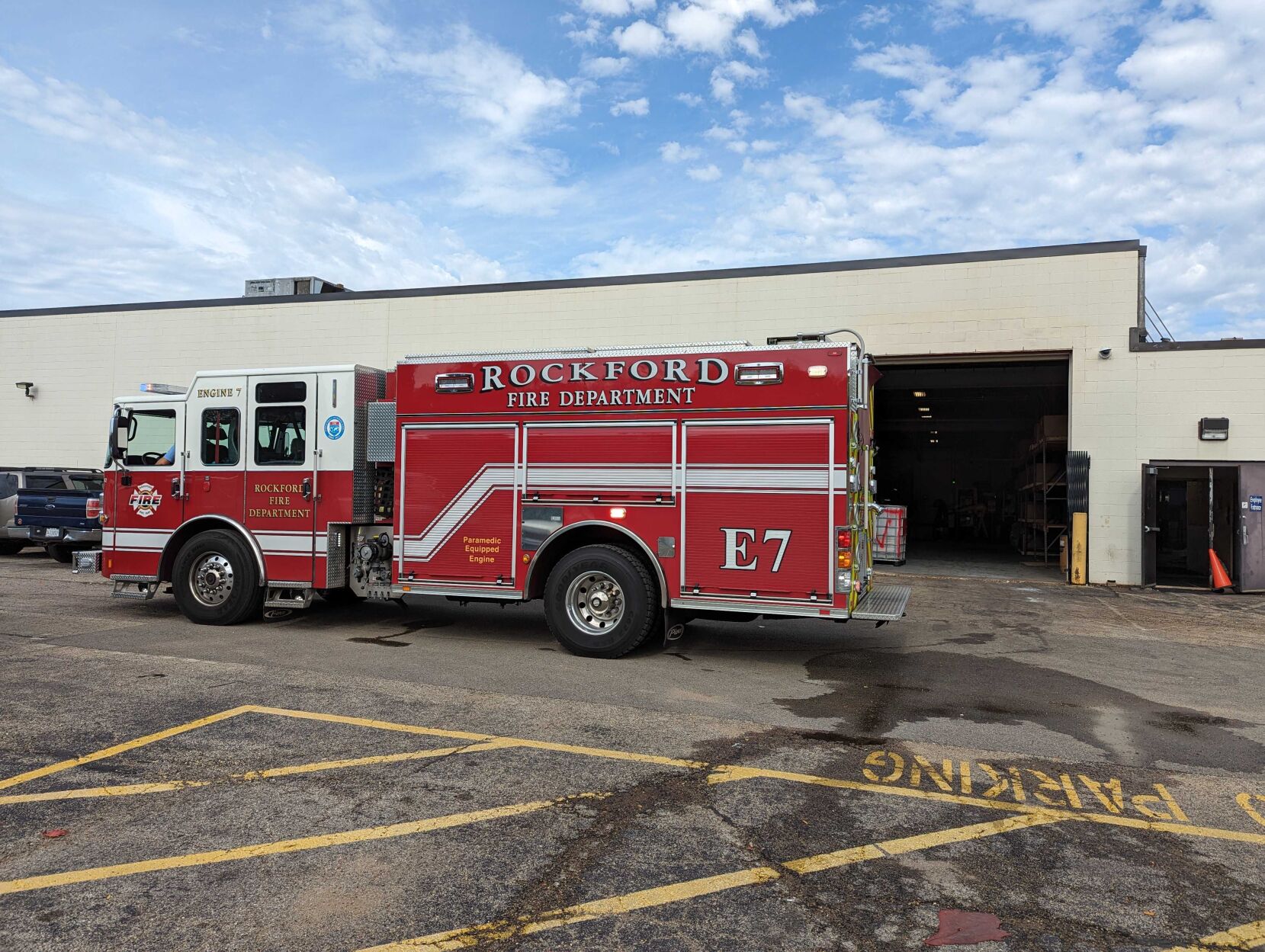 Rockford Fire Responds To Incident At Manufacturing Plant | News | Wrex.com