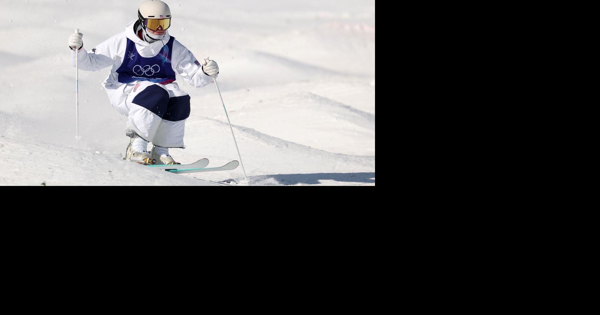 U.S. skiers Charlie Mickel, Landon Wendler advance to men's moguls final