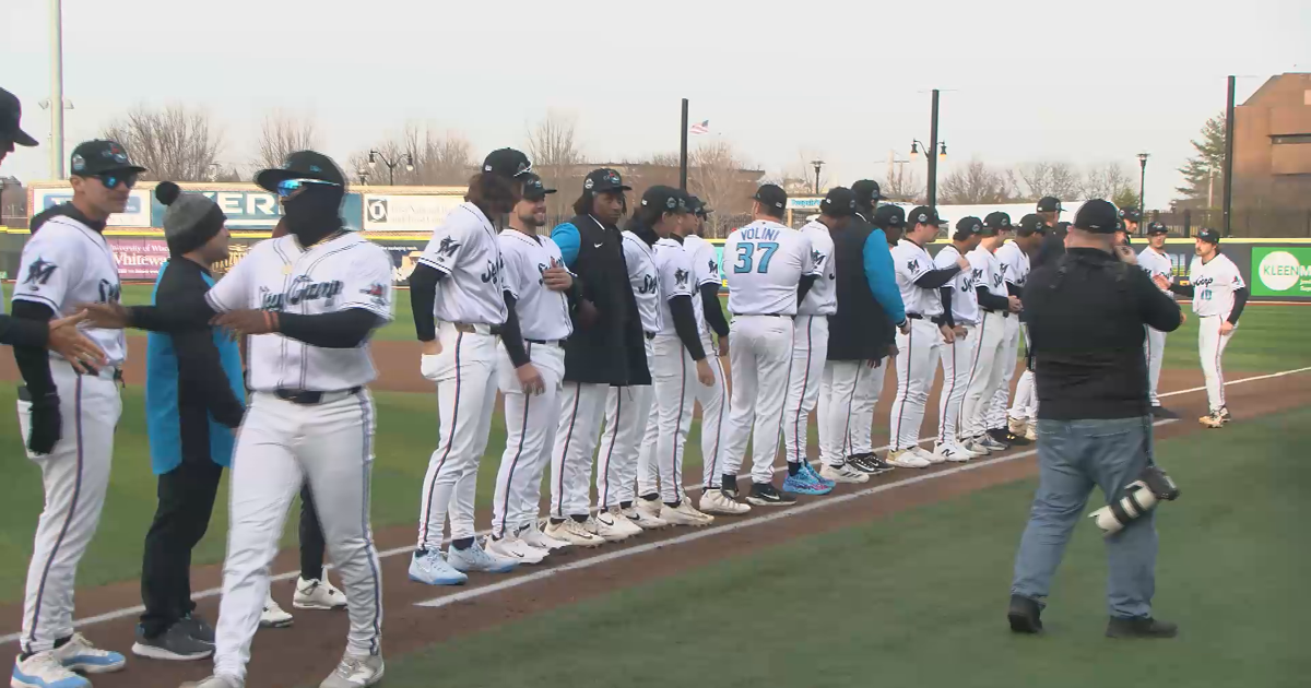 Sky Carp Fall to Kernals on Home Opener