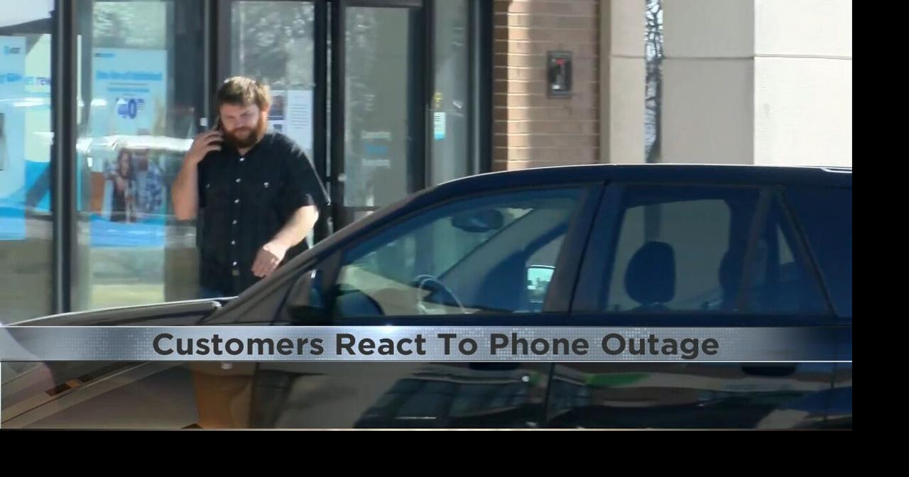 Local AT T customers react to the nationwide cell phone outage News