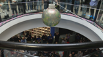 Discovery Center Museum holds hourly confetti ball drop for New Year's Eve