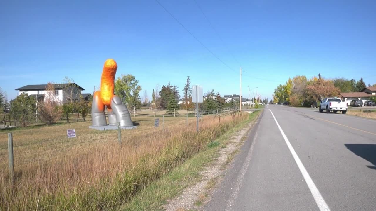 Statue Commemorates Cheeto 'Dust