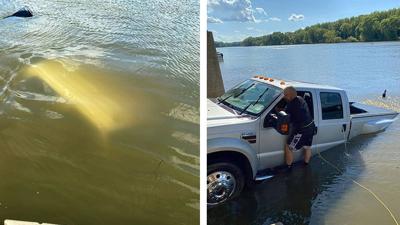 Dixon Police fish out F-450 that 'slipped' into Rock River | News | wrex.com