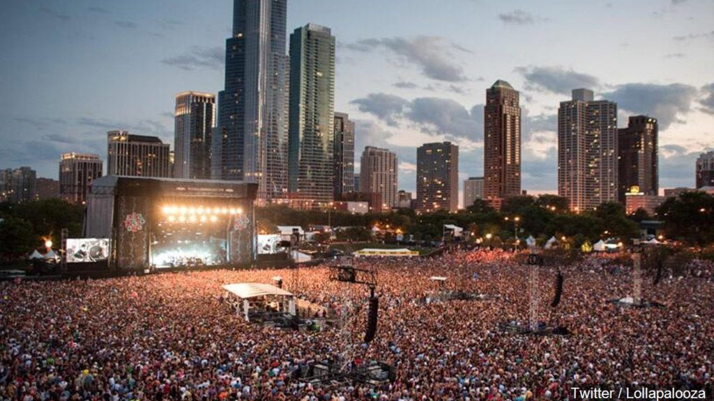 Unvaccinated People Who Went To Lolla Should Get Tested For COVID