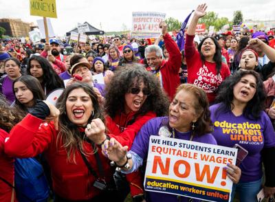 Los Angeles school workers' union votes to approve new contract with school district