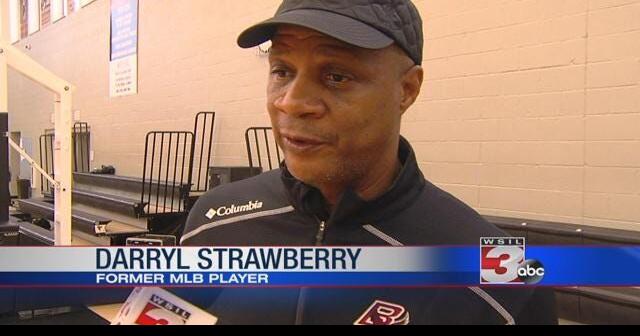 Former Yankee, Met Darryl Strawberry inspires Poughkeepsie students