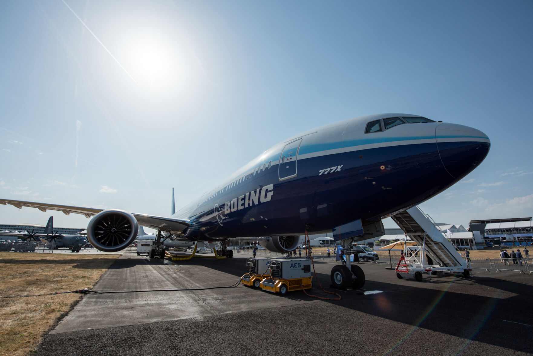 Video: Watch the Boeing 777X Test Aircraft Stretch Its Wings, boing 777 max  HD wallpaper | Pxfuel