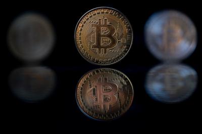 SEC gives bitcoin ETFs the green light