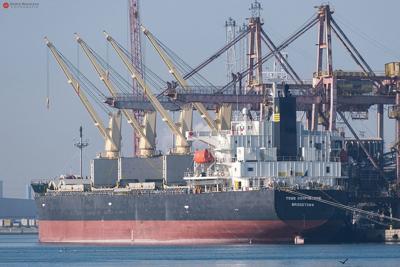 Crew members killed for first time in Houthi attack on commercial ship near Yemen, US officials say