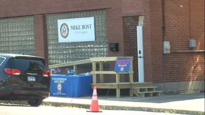 Congressman Bost opens new legislative office in Murphysboro 1