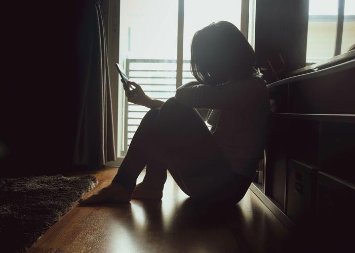 New 988 mental health crisis line sees 'eye-opening' rise in calls, texts, chats in first 6 months, data shows