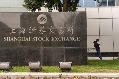 Angry Chinese take to US Embassy’s social media account to vent about plunging stock market