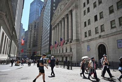 New York Stock Exchange says bizarre glitch that showed Berkshire Hathaway down 99.97% has been resolved