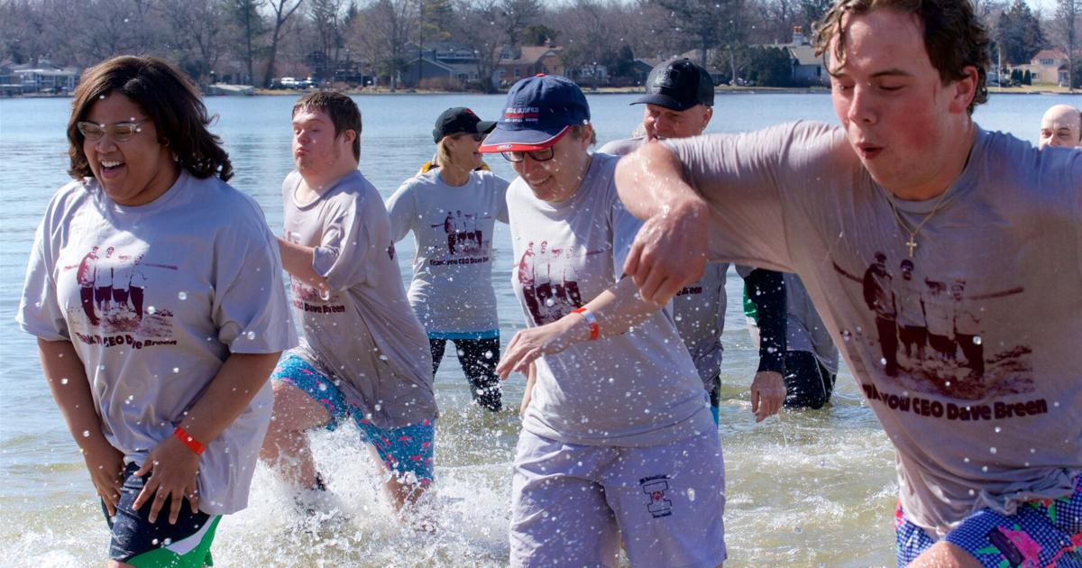 Two Polar Plunge Events in Southern Illinois to Support Special