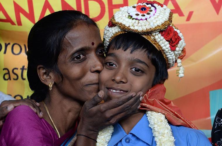 Indian chess prodigy 'Pragg' makes World Cup history against Magnus Carlsen