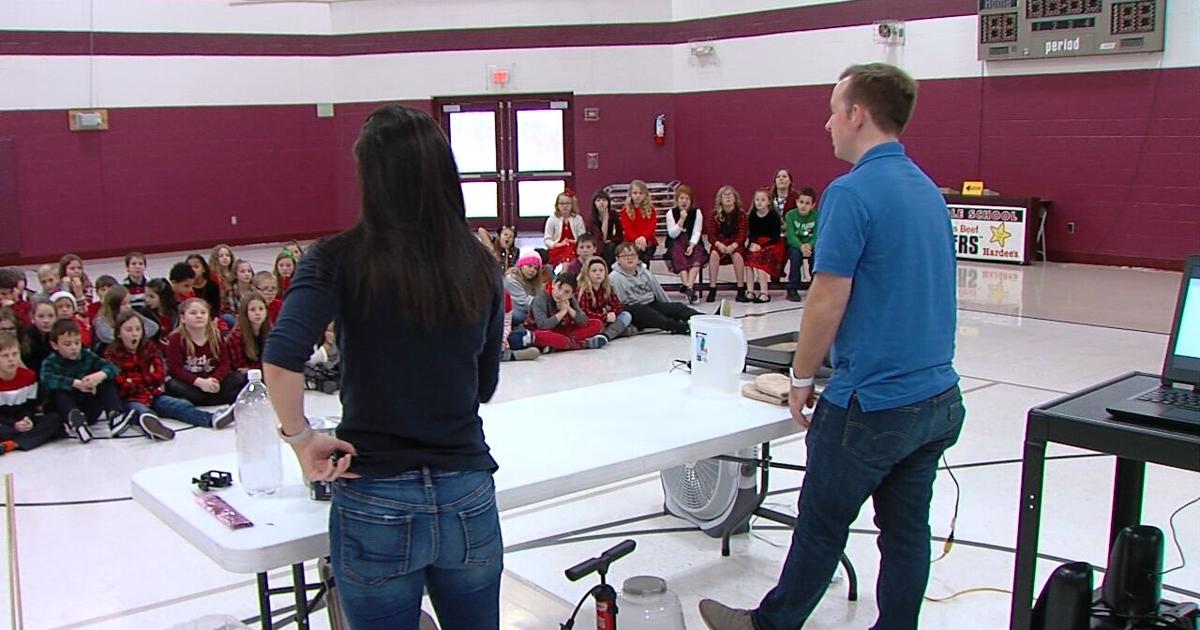 WSIL Weather Academy travels to Benton | Weather Academy | wsiltv.com