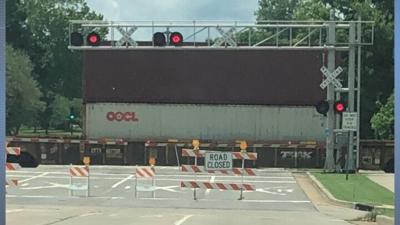 Carbondale road closed
