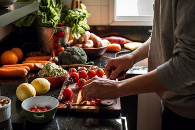 Certain vegetarian diets significantly reduce risk of cancer, heart disease and death, study says