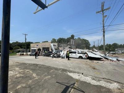 Collapsed building in Clinton