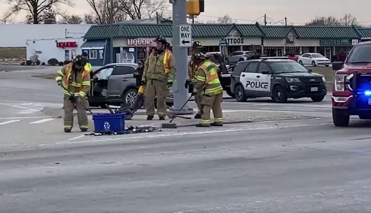 Crash Slows Traffic East Of Carbondale | Illinois | Wsiltv.com