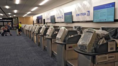 Hundreds of flights are canceled as Hurricane Idalia disrupts air travel