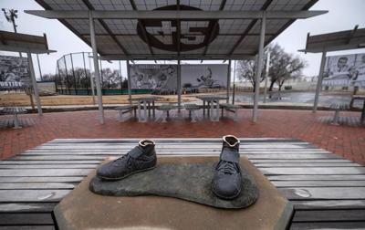 Jackie Robinson statue stolen from youth league field in Wichita, Kansas