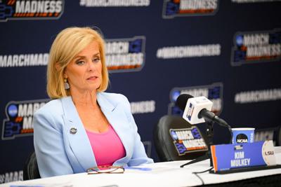 Washington Post report on LSU’s Kim Mulkey an unflattering portrait, but short on revelations