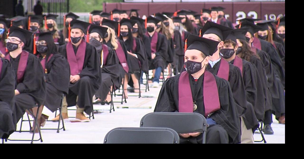 More than 1,800 students to be honored during SIU commencement