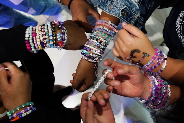 See All the Celebrities Who Swapped Friendship Bracelets at Taylor Swift's  Eras Tour