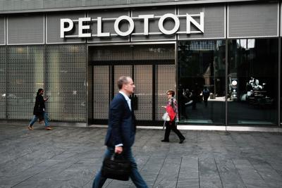 Peloton stock plunges after 20,000 members canceled subscriptions while waiting for recall