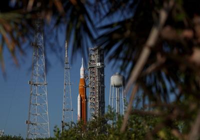 Artemis I rocket to roll back inside as storm delays next launch attempt