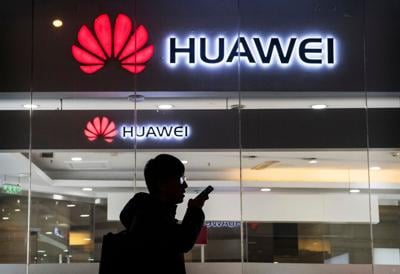US says it has no evidence that Huawei can make advanced smartphones ‘at scale’
