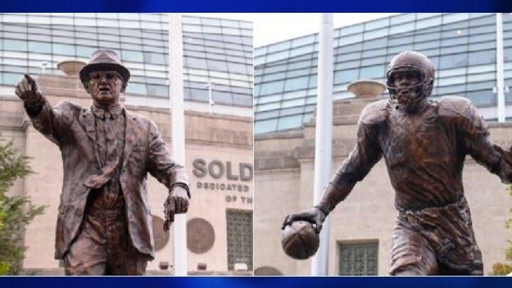 Bears unveil statues of Payton, Halas at Soldier Field