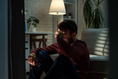 If you’re mentally struggling during the holidays, here’s how to cope