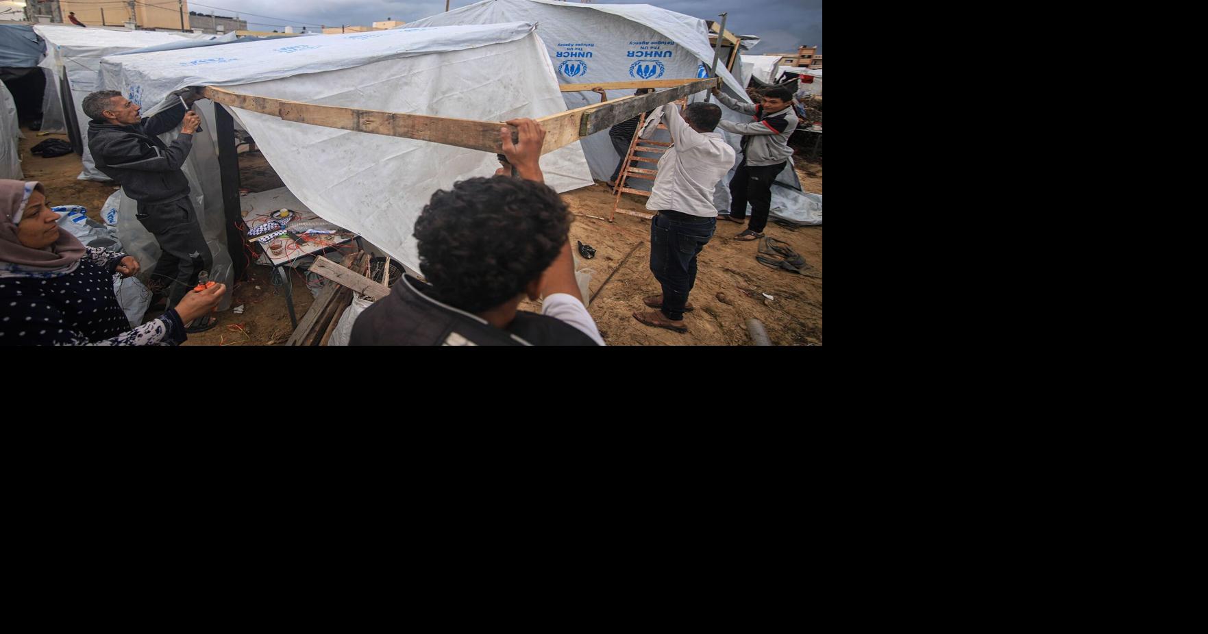 Bloody diarrhea, jaundice, hepatitis Thousands fall ill in warravaged