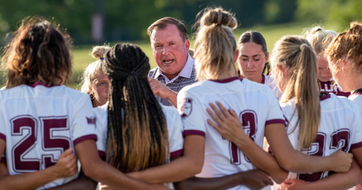 SIU Women s Soccer Coach Placed On Administrative Leave News Wsiltv siu-women-s-soccer-coach-placed-on-administrative-leave-news-wsiltv