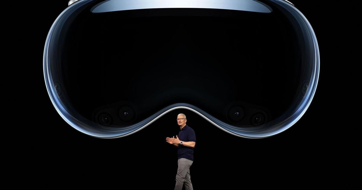 Tim Cook bets his legacy on augmented reality | Consumer Watch | wsiltv.com