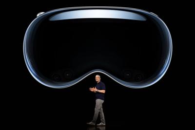 Tim Cook bets his legacy on augmented reality