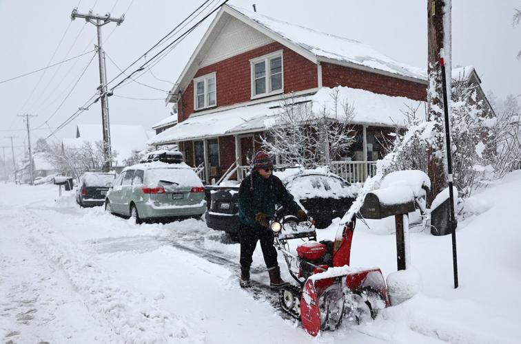 1 to 2 Feet of Snow and Dangerous Winds: Winter Storm to Slam Lassen and Plumas Counties