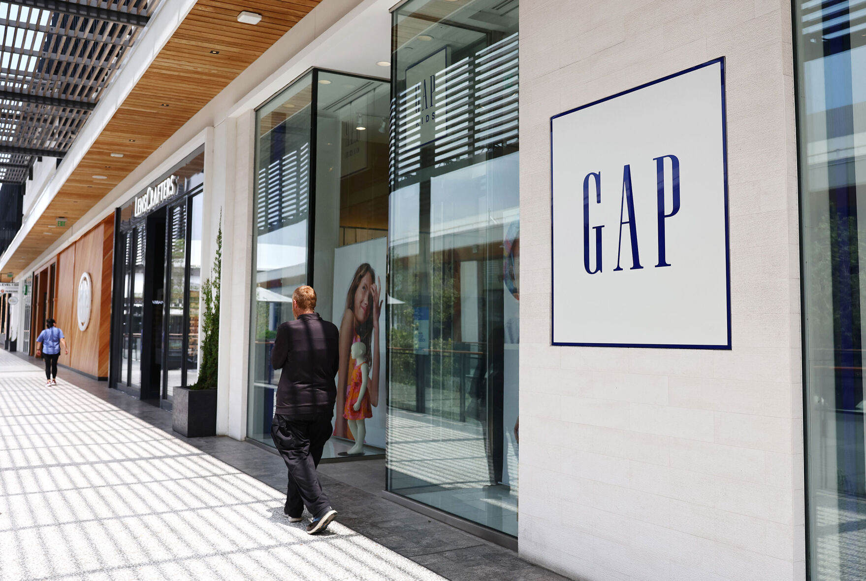 Gap's massive job cuts will save $300 million