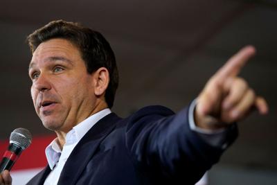 DeSantis looks to use fight over transgender rights to boost his campaign in final weeks before Iowa