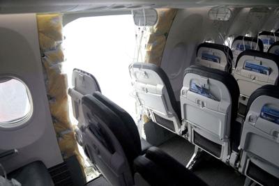 FAA was 鈥榯oo hands-off鈥� in watching troubled planemaker Boeing, agency head says
