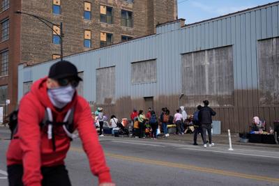 All eligible people at Chicago migrant shelter have been vaccinated for measles in 鈥榰nprecedented operation鈥�