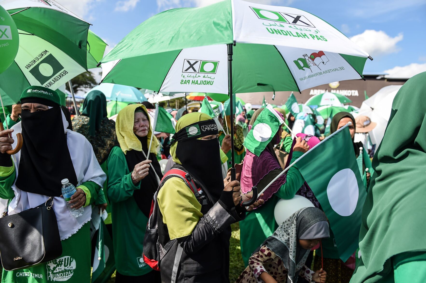 Raids and fines for Ramadan fast breaking spotlight rising religious conservatism in multicultural Malaysia