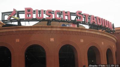 Busch Stadium to allow fans in for Cardinals home opener