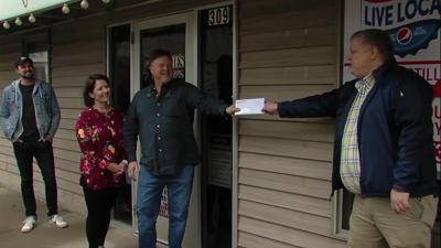 marion-united-delivers-checks