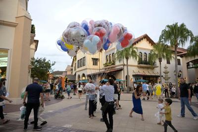 A doctor died after eating at a Disney World restaurant and the staff confirmed food was allergen-free, lawsuit alleges