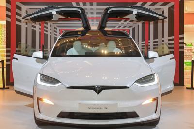 Tesla under investigation again from safety regulators, this time for seatbelt attachments